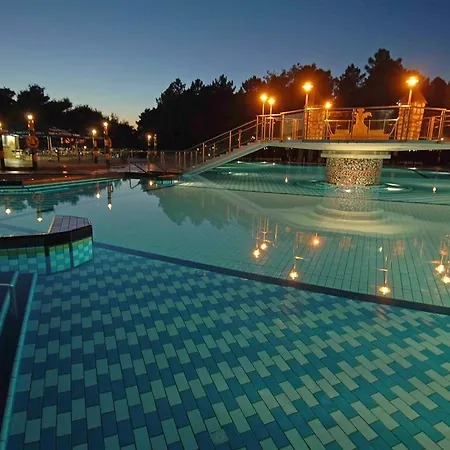 Vakantiehuis Holiday Zaton Holiday Resort.25 Nin