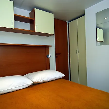 Vakantiehuis Holiday Zaton Holiday Resort.25 Nin